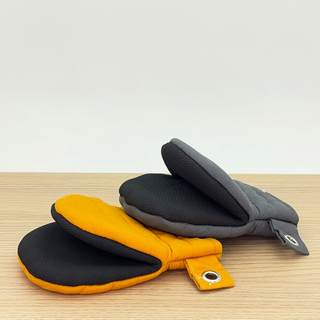 MINI OVEN MITTINS